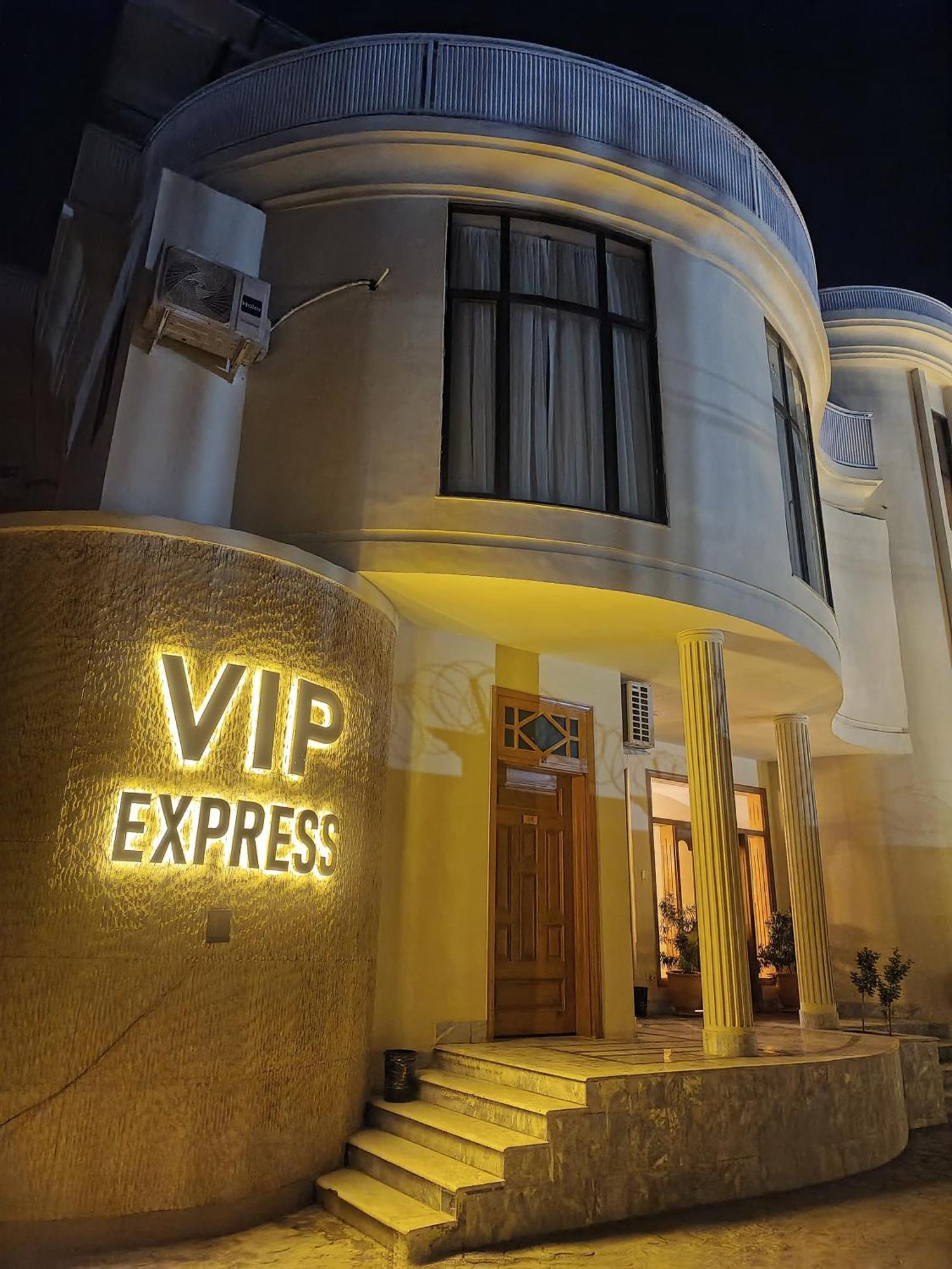 Vip Express Hotel Peshawar Exterior foto